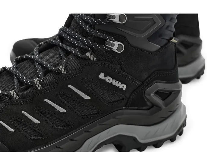 Трекинговые ботинки Lowa Innovo GTX Mid с мембраной GORE-TEX