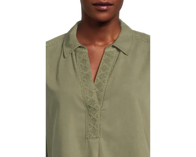 Блуза Tommy Bahama Sunwashed Twill с вышивкой и застежкой-поло