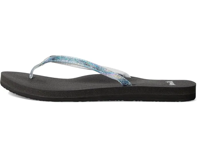 Сланцы Sanuk Yoga Joy II Iridescent с металлическим верхом и стелькой из пены с эффектом памяти