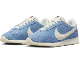 Кроссовки Nike Pacific из кожи и замши с подошвой в елочку