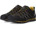Трекинговые кроссовки Scarpa Crux из переработанных материалов