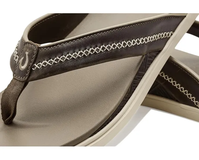 Сандалии Shoreline из натуральной кожи с рельефным узором OluKai