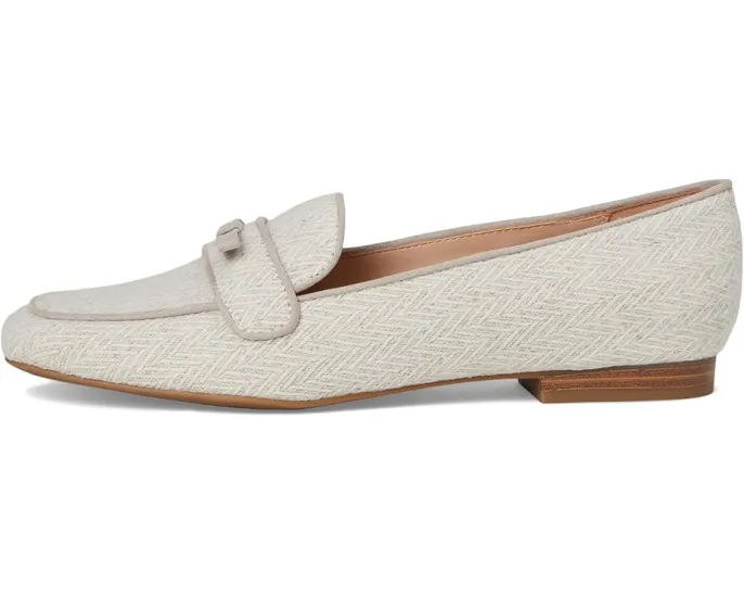 Мокасины Bandolino Meonna с маленьким бантом и квадратным носком