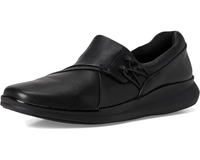 Слипоны Clarks Lynell с клиновидным каблуком и стелькой для поддержки