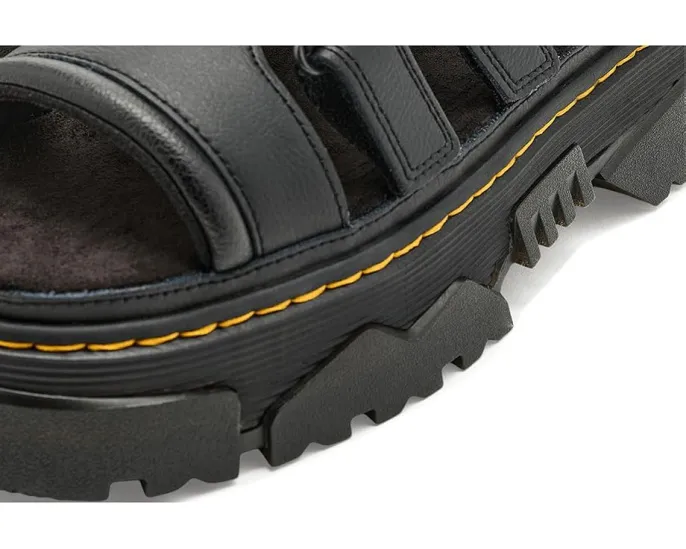Ботинки Dr. Martens Mattison 3S с тремя регулируемыми ремнями на платформе 5 см