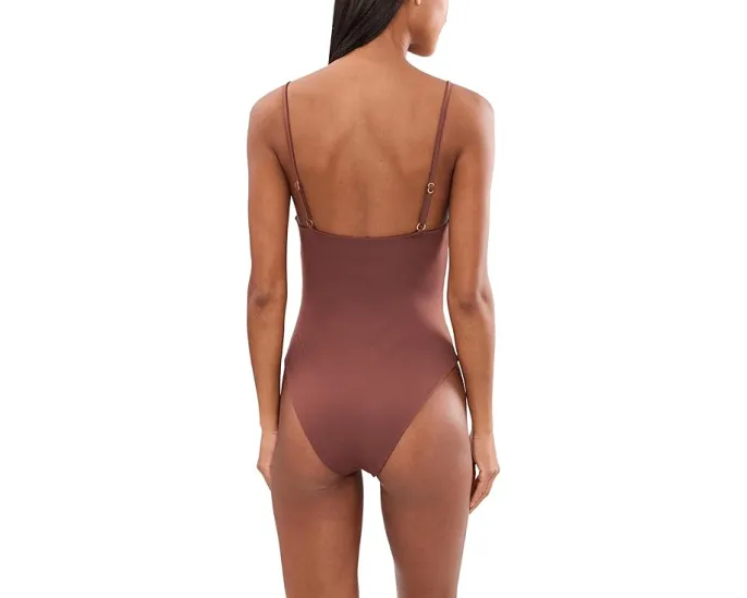 Цельный купальник Piper One-Piece Classic с вырезом и шнуровкой