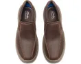 Слипоны Bradley Step от Clarks с технологией Contoured Comfort
