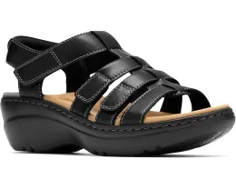 Сандалии Clarks Merliah 2 Ruby на танкетке с регулируемыми ремешками и мягкой стелькой