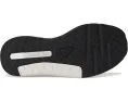 Кроссовки Adidas Everyset Trainer с переработанными материалами и усилением midfoot