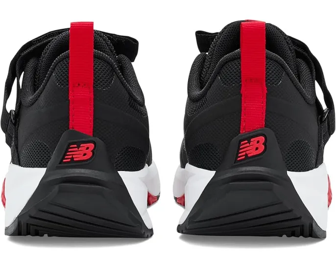 Детская обувь New Balance Fuelcell Play v1 на липучке с защитой носка и FuelCell пеной