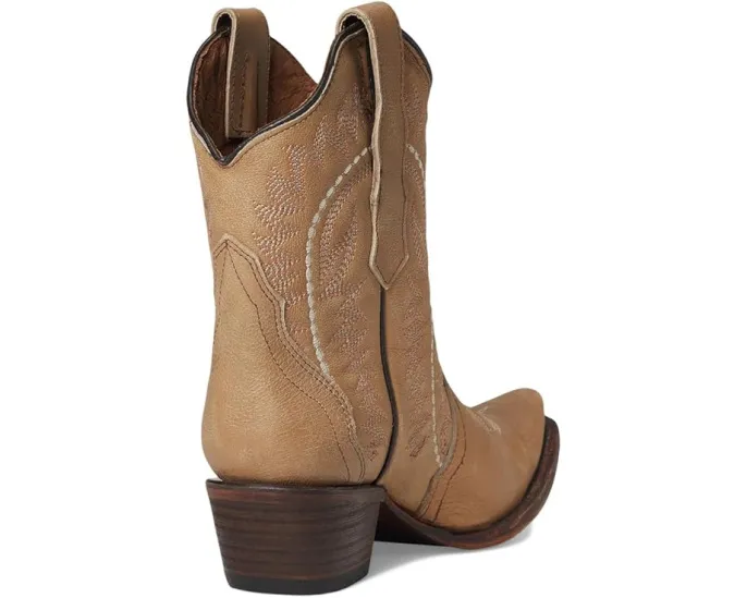 Ботинки Corral L6245 с вышивкой по щиколотку и каблуком кубин