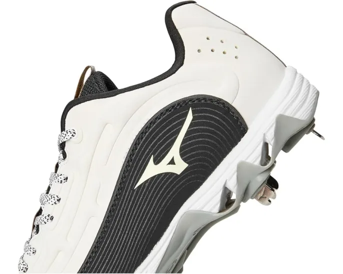 Бутсы бейсбольные Mizuno 9-Spike Swift 8 Low Metal бело-черные