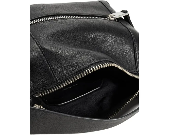 Сумка-хобо AllSaints Vega Emb Grab с отделкой под стежки и внешним карманом