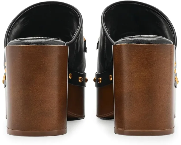 Клог Efellan с платформой и декоративными шипами Vince Camuto