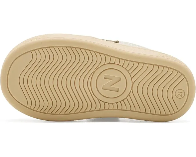 Детские туфли Naturino Pinn Zip с боковой молнией и звездами из блесток