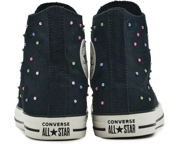 Кроссовки Converse Chuck Taylor All Star High-Top Mini Studs с декоративными шипами