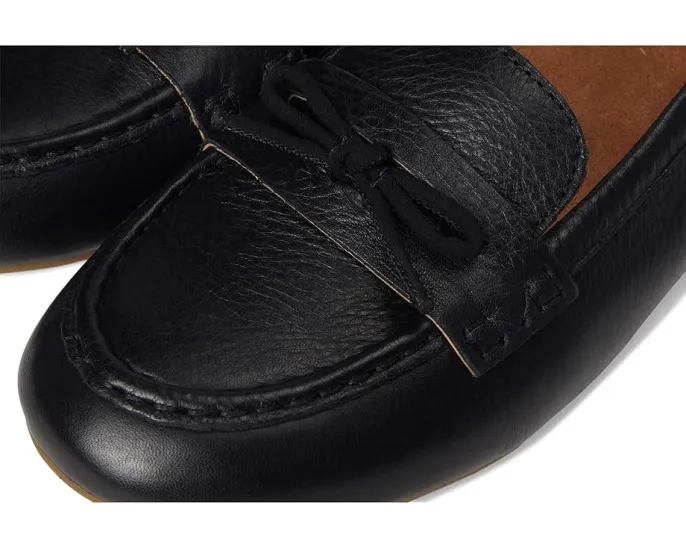 Мокасины VIONIC Taryn Driver с классическим силуэтом и поддержкой свода стопы