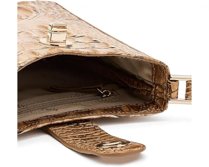 Кроссбоди Marley от Brahmin с текстурированной кожей и регулируемым ремнем