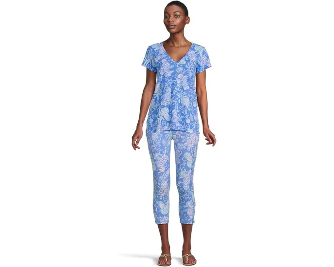Футболка Lilly Pulitzer Meredith Tee из хлопка с V-образным вырезом
