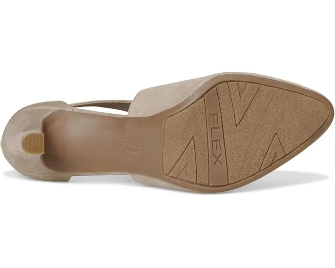 Туфли LifeStride Giovanna 2 Pumps с миндалевидным носком и технологией Soft System