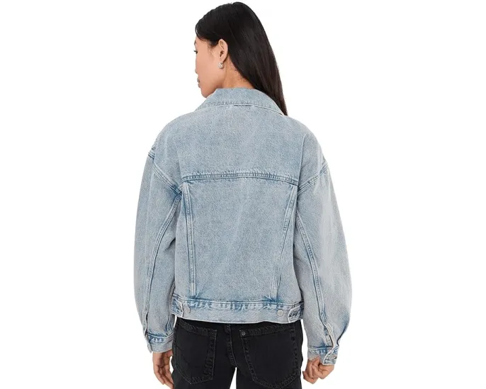 Джинсовая куртка Levi's 90s Trucker с потертостями и накладными карманами