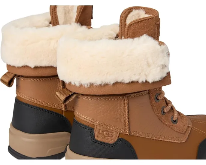 Детские зимние ботинки UGG Kids Adirondack Boot XXV с водонепроницаемой кожей и отворотом