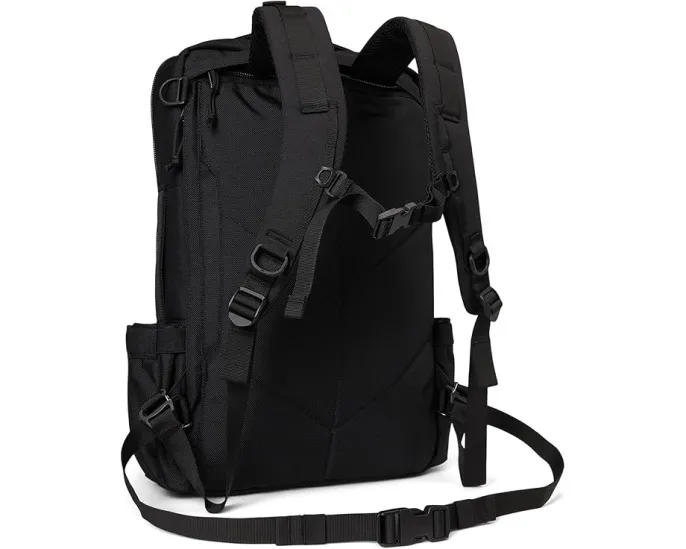 Рюкзак-сумка Topo Designs Global Travel Bag 30L с тремя вариантами переноски и отсеком для ноутбука