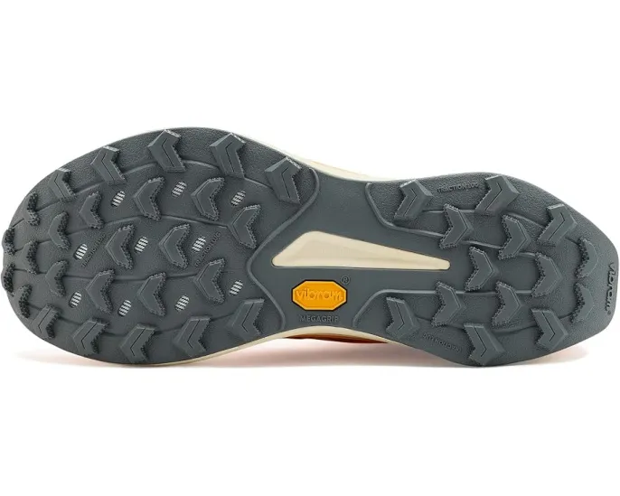 Трейловые кроссовки Saucony Peregrine 16 с подошвой Vibram MegaGrip и усиленной амортизацией PWRRUN
