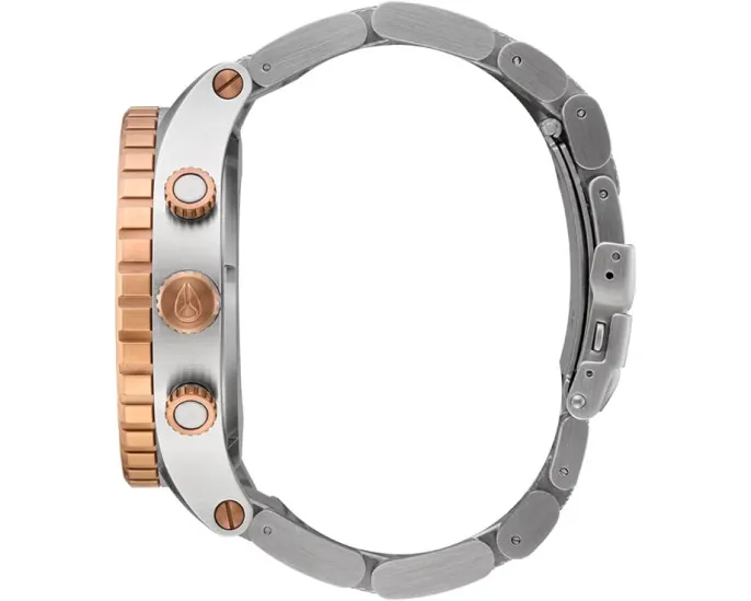 Nixon 51-30 Chrono с хронографом и водонепроницаемостью 300 метров