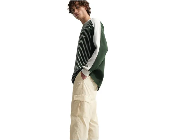 Брюки Nike Club Woven Cargo с карманами и эластичным поясом