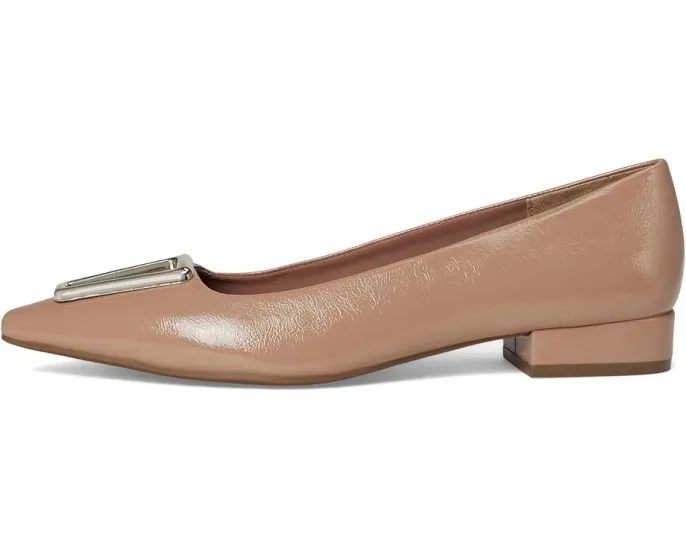 Лоферы Anne Klein Cavina с острым носком и металлической фурнитурой