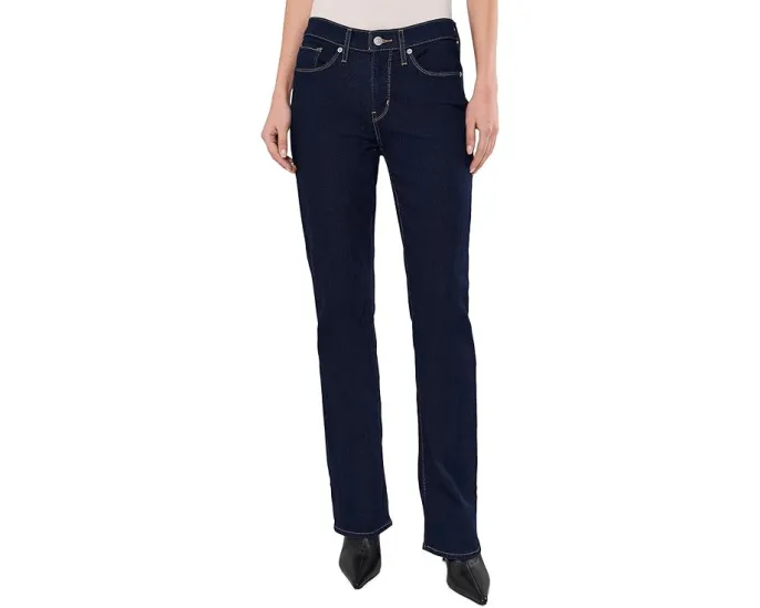 Женские джинсы Levi's Womens Classic Bootcut с технологией WaterLess и кожаным патчем