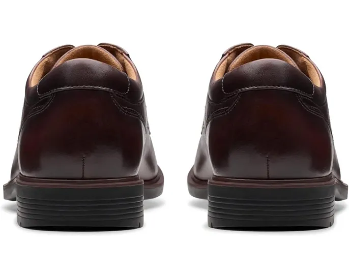 Оксфорды Clarks Eldredge Plain с носком мокасинного типа
