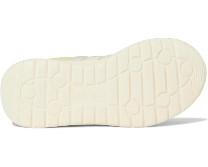 Детские кроссовки adidas Disney Run 70s 2.0 на липучках с эластичными шнурками