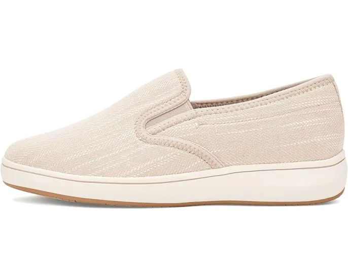 Слипоны Clarks Breezesky Zoe с текстильным верхом и стелькой Cushion Soft