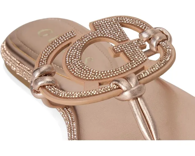 Сандалии GUESS Saima без застежки с логотипом G и стразами