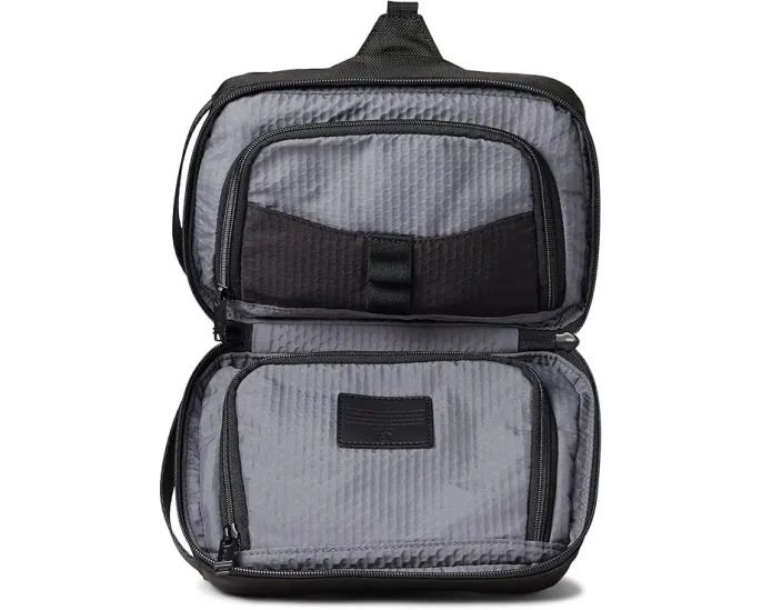 Дорожная косметичка Tumi Response из баллистического нейлона
