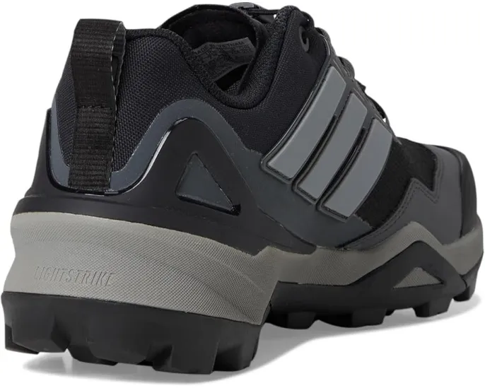Треккинговые кроссовки Adidas Terrex Skychaser с технологией GORE-TEX®