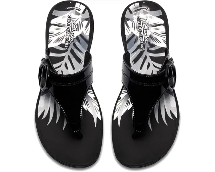 Сланцы Breeze Cove Clarks с технологией Cloudsteppers и стелькой Cushion Soft