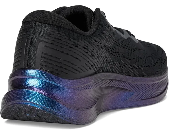 Кроссовки Blume с круглым носком и шнуровкой на мягкой стельке