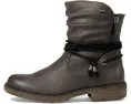 Spring Step Kathie с круглым носком и декоративной шнуровкой на голенище