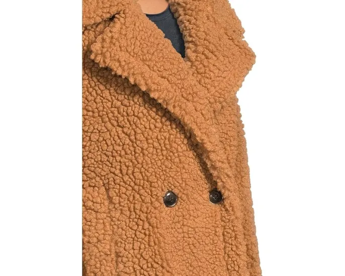 Короткое плюшевое пальто UGG Gertrude с воротником и двумя рядами пуговиц