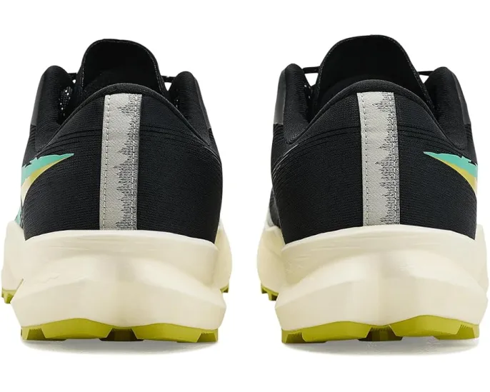 Трейловые кроссовки ASICS Fuji Lite 6 с переработанными материалами