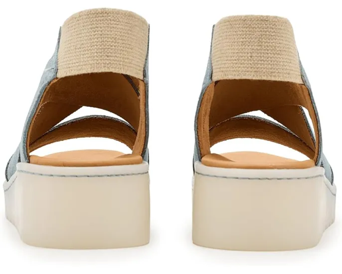 Сандалии Born Kirby на платформе с эластичными вставками