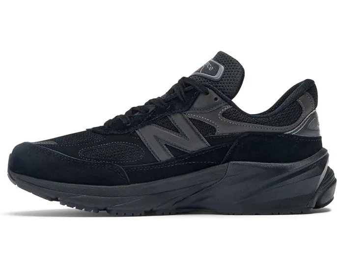 Кроссовки New Balance Made in USA 990v6 с технологией FuelCell