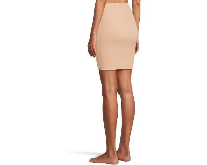 Комбинация Commando Half Slip с утягивающими шортами