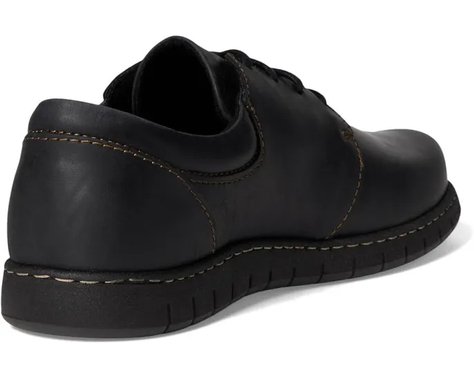 Оксфорты Born Lance с круглым носком и гибкой подошвой