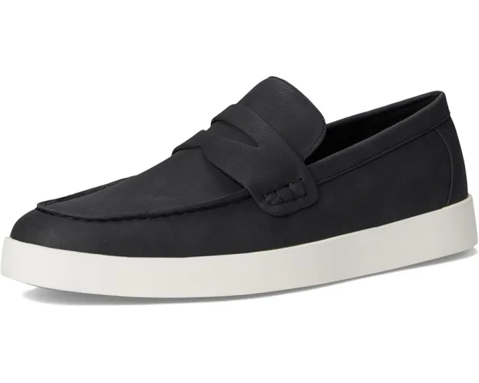 Loafers Calvin Klein Ellard с миндалевидным носком из искусственной кожи