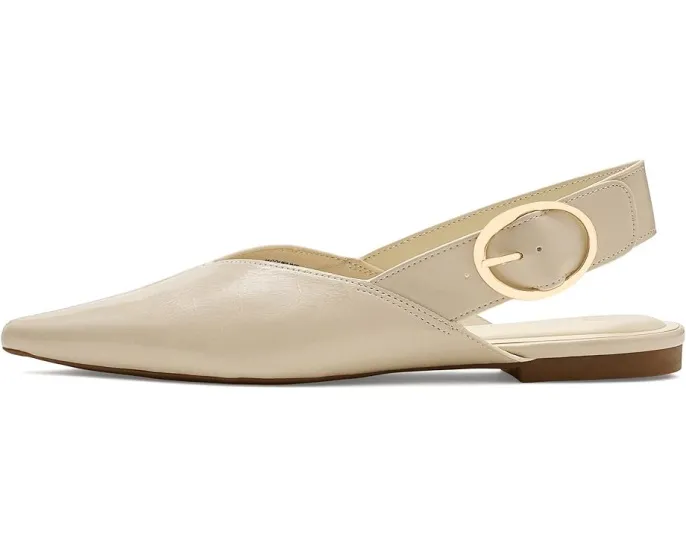 Балетки Journee Collection Jacqueline с острым носком и регулируемым ремешком