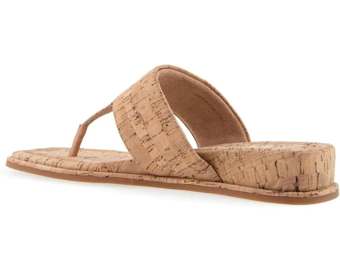 Босоножки Aerosoles Barry с квадратным носком и скрытой танкеткой